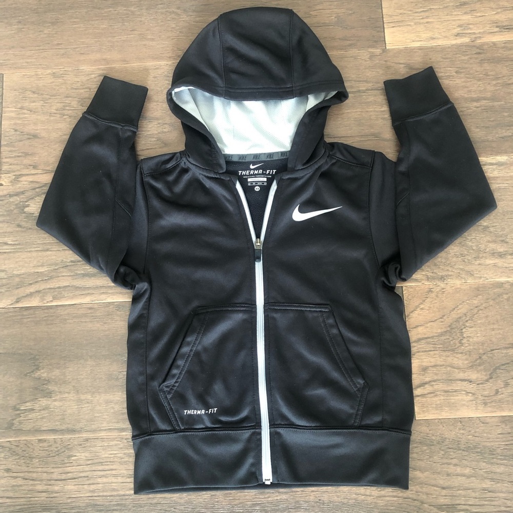 Nike thin and warm therma fit hoodie